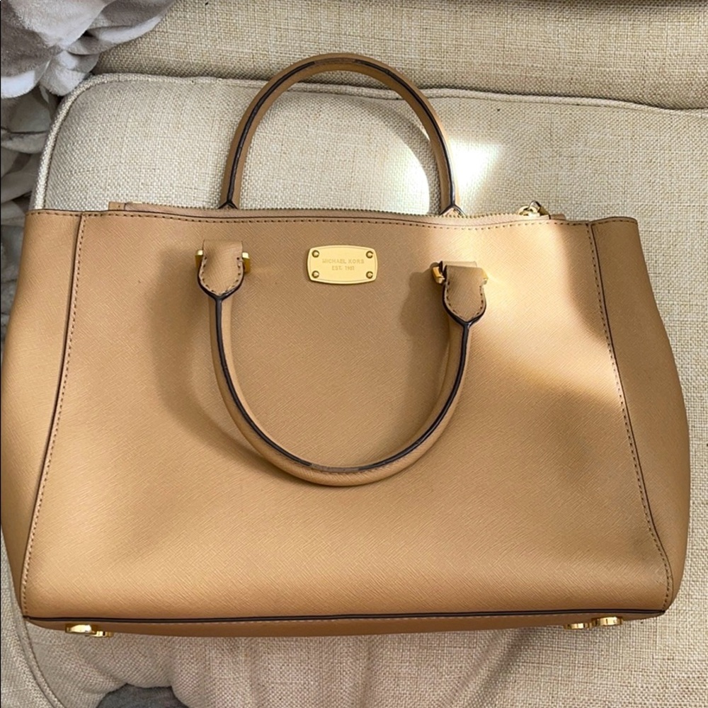 Michael Kors Beige handbag